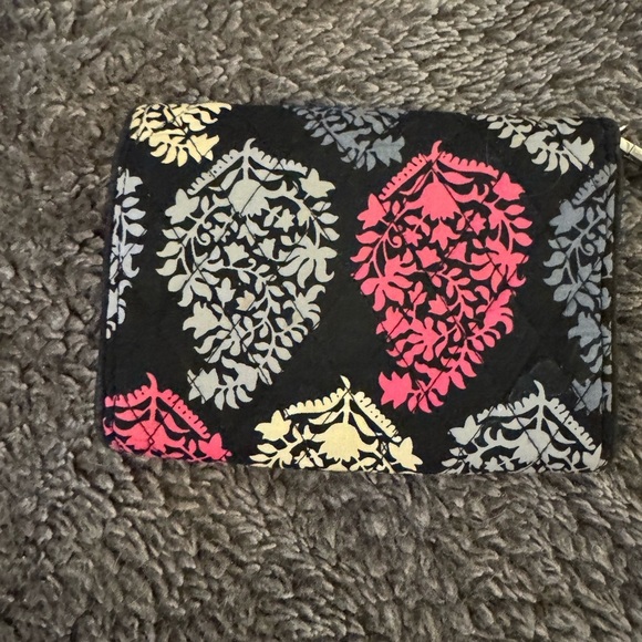 VERA BRADLEY Northern Lights Your Turn Smartphone Wristlet - Picture 11 of 12